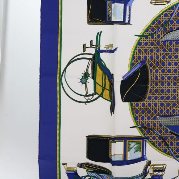 Pre Loved Hermes  Carre 90 - Picture 7 of 15